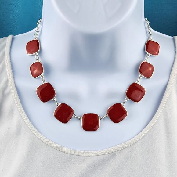 💜Red & Silver Plated Square Necklace & Dangling Earrings - Picture 9 of 16